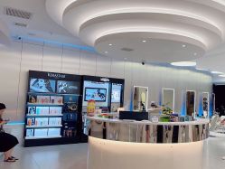 -PE SALON