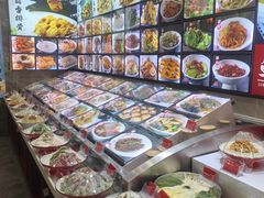 -亲回家吃饭餐厅(黄陂店)