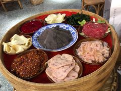 屠场鲜毛肚-董眼镜火锅(洪崖洞总店)
