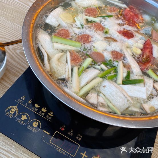 新城第一家黑豆花火锅(匠心金桂苑店)