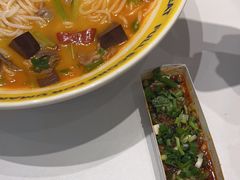 -粉小主·贵州酸汤牛肉粉(南京仙林金鹰店)