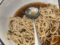 -百年老字号·观振兴蟹黄面·三虾面·苏式面(观前街富仁坊巷店)