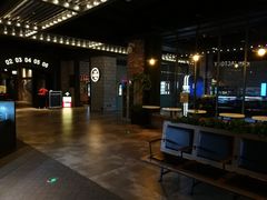 等候区-CGV影城(滨江天街IMAX店)