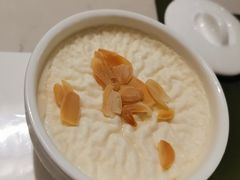 双皮奶-悦满楼·西关名点·湛江名菜(航空综合大厦店)