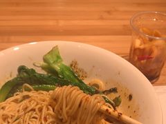 -周小波重庆小面·重庆名小吃(邹容路店)