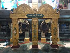 -ခြောက်ထပ်ကြီးရွှေသာလျောင်းဘုရားကြီး