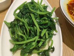 -渝信川菜 · 川味家常菜(财富购物中心店)