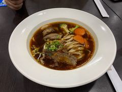 金牌红烧牛肉面-康师傅私房牛肉面(北京南站店)