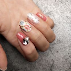 -摩睫+皮肤管理·科学美容中心