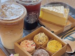 -星巴克臻选(嘉兴海宁银泰城店)