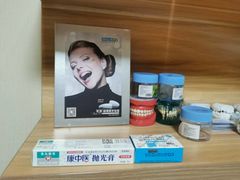 -上海仁爱医院口腔科 · 种植