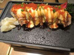 三文鱼大脂手握寿司-阿吾罗·月咏精致日料(港汇恒隆广场店)
