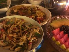 -隔壁老王·家常云南菜(花巷店)