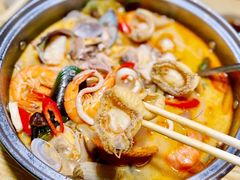 冬阴功火锅-派派茶客(金杏花园店)