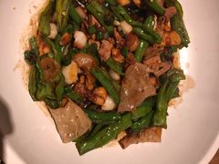 小炒肉-沅江水·湖南家宴(南村万博长隆商圈店)