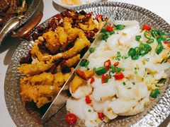 -小鱼小牛·鱼牛干锅·脆鱼火锅(世欧广场店)