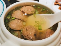 芹菜牛双丸汤-陈鹏鹏潮汕菜(宝安机场T3航站楼店)