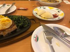 -萨莉亚意式餐厅(新洲家乐福店)