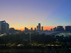 -东方体育中心(地铁站)