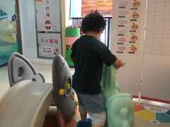 -极橙儿童齿科矫正中心(奥城店)