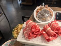 -尚尚仙·酸汤猪手·猪肚鸡火锅(华联万柳购物中心店)