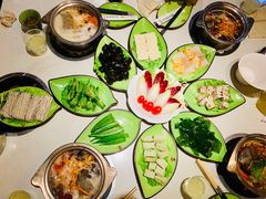 野菌汤锅-一叶一世界·素食餐厅(锦华万达店)