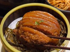 -莲餐厅·湖北菜·潜江小龙虾店(愚园路店)