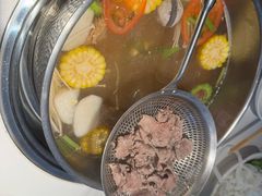 -犇鼎牛潮汕牛肉火锅(新辰里学清路店)