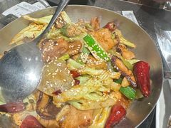 -渔语鱼新川菜Bistro(万象天地店)