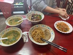 -金杨拉面王小吃面馆·牛三宝面·红烧牛肉粉