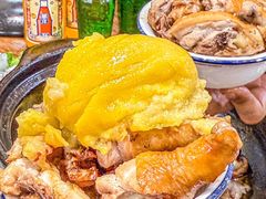 -东川炭炉鸡煲·榴莲瓦煲鸡(广州首店)