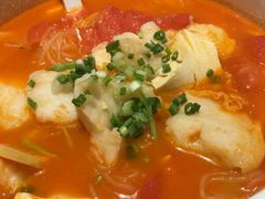 -渝是乎酸菜鱼(龙旗购物中心店)