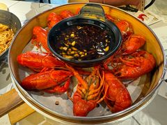 -巴厘龙虾·榜首油焖大虾(音乐学院·沿江酒馆店)