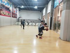 -玩家共和国篮球俱乐部