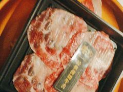 -牛YO寿喜烧·铁板烧和牛火锅自助(市府恒隆店)