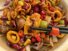 -品海楼·大连海胆锅贴馆(东港店)