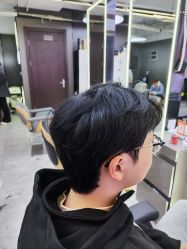 -藤野造型烫发染发