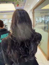 -镁连社·美联社