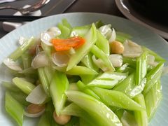 西芹百合-静之湖湖畔餐厅