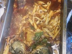 -老街烧烤大排档·地道湖北菜·龙虾馆(汉口火车站店)