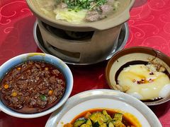 -冯烫烫跷脚牛肉·川菜小馆(武胜西街店)