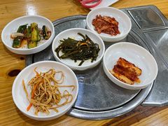 -24 新村雪浓汤(长白山烤肉店)