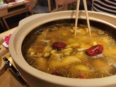 -邹开喜·炭炉鸡煲·海鲜火锅(虹口足球场店)