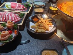 -湊湊火锅·茶憩(新中关购物中心店)