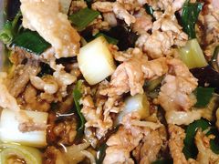 宣威小炒肉-宣威山野人家·云南菜·菌火锅(金碧店)