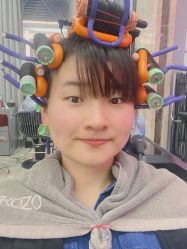 -AKOZO Beauty Salon