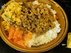 肉松肉臊饭-Let's Taipei 非常烘焙(太古里店)