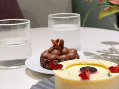 -潮一不贰·法式甜品·生日蛋糕·西式简餐(外滩店)