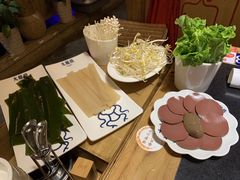 -大龙辣火锅·龙虾·烧烤(湖滨新天地店)