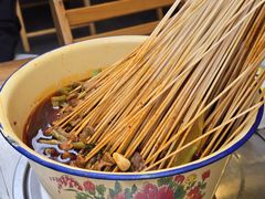 -拈签一笑黄牛肉辣卤串串